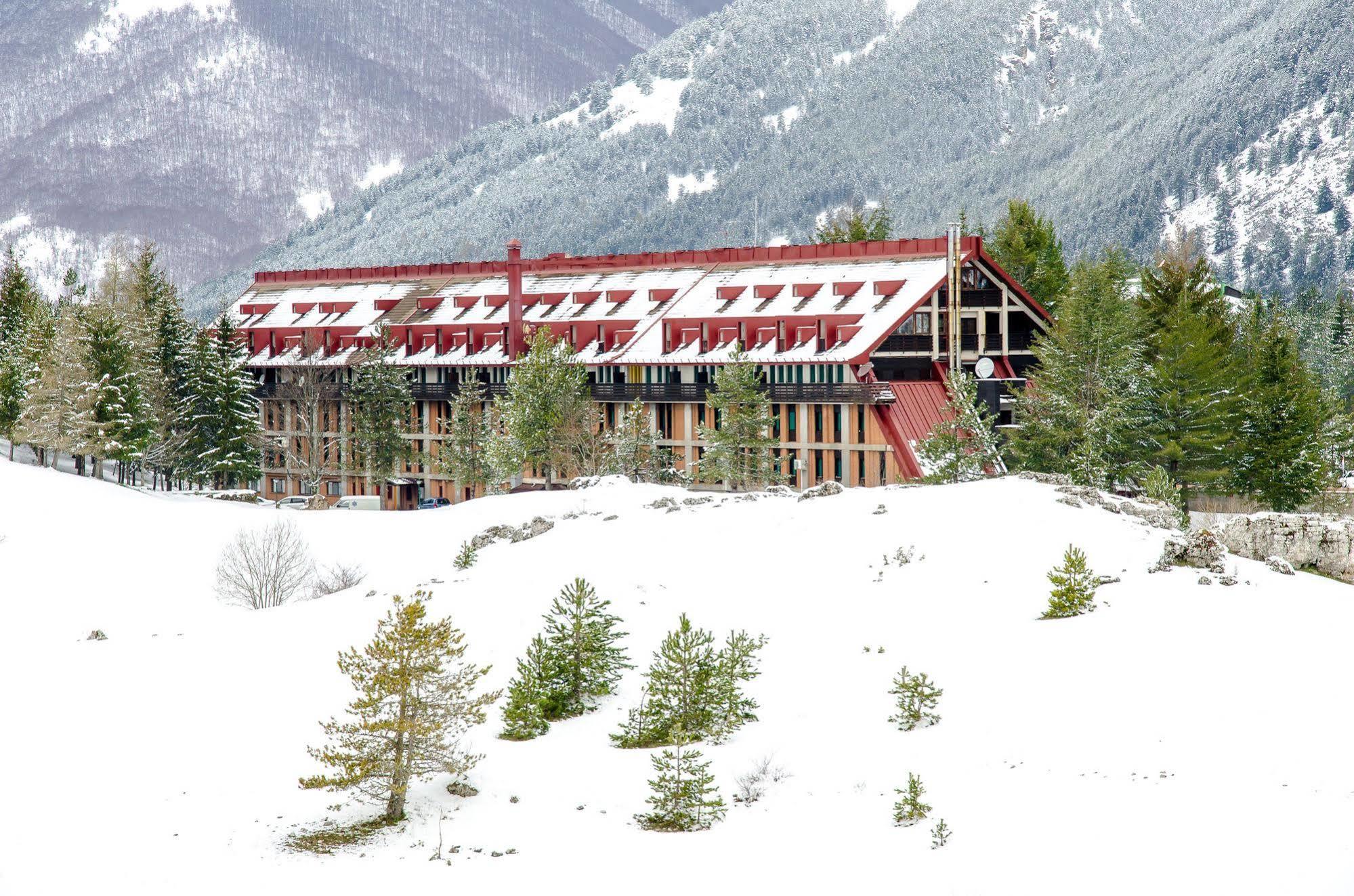 Hotel Residence Club Primula Pescasseroli Zewnętrze zdjęcie